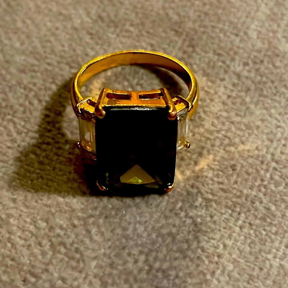 Ladies Emerald and Diamond Fashion Ring - Picture 9 of 9